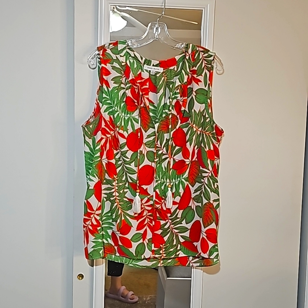 Floral Print Sleeveless Top